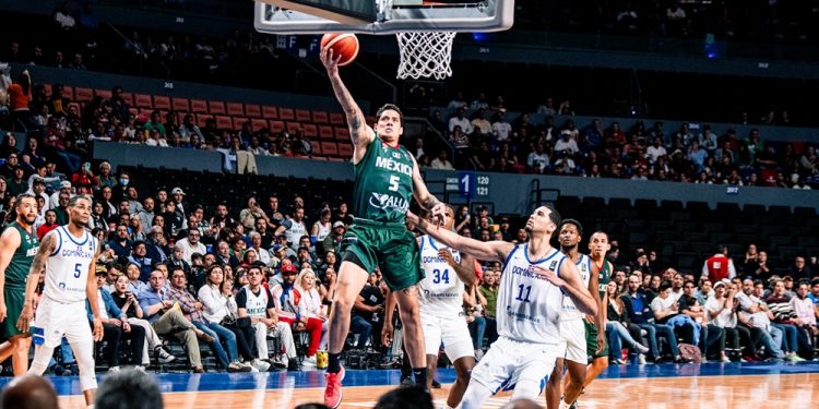 México vence a República Dominicana, pero se mete en problemas