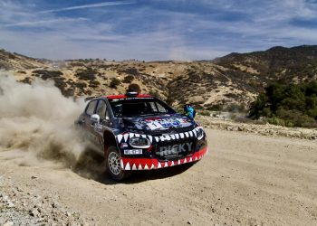 Se pone Mads Östberg como líder del Rally de las Naciones 2024