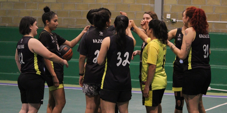 Mieleras cierra la primera vuelta invicta con un contundente triunfo sobre Avispas