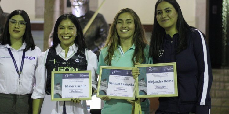 Comparten leonesas experiencias de empoderamiento de la mujer en el deporte