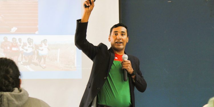 Inspiración y Transformación: La Charla de un Campeón