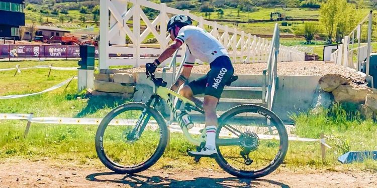 Adair Prieto es subcampeón panamericano de ciclismo de montaña