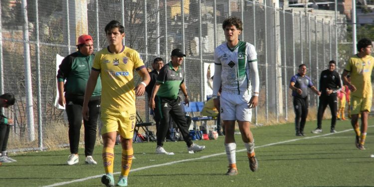 Atlético Leonés se va sin ventaja en la ida ante Atlético Chavinda