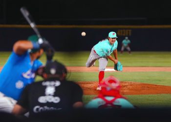 Trevor Bauer y Diablos Rojos del México se llevan el primero en casa de Bravos de León