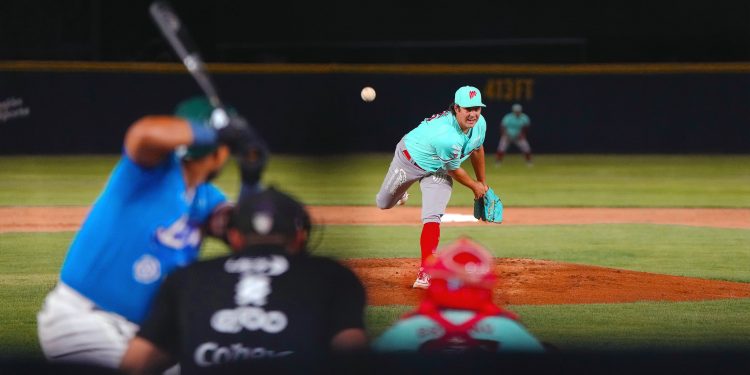 Trevor Bauer y Diablos Rojos del México se llevan el primero en casa de Bravos de León