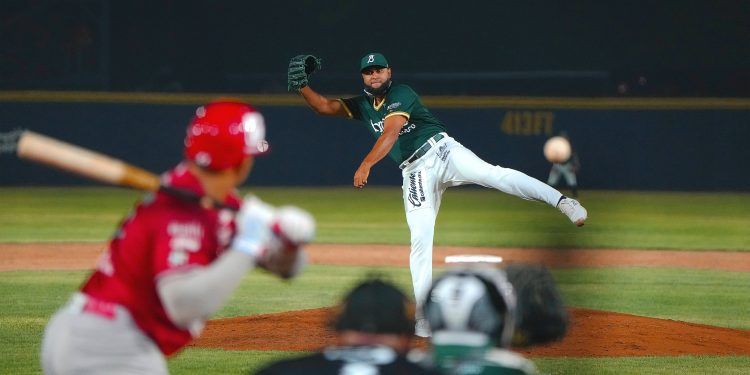 Bravos de León sufre barrida en casa ante Diablos Rojos