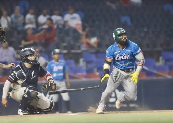 Quedan tendidos Bravos en la apertura de serie ante Sultanes