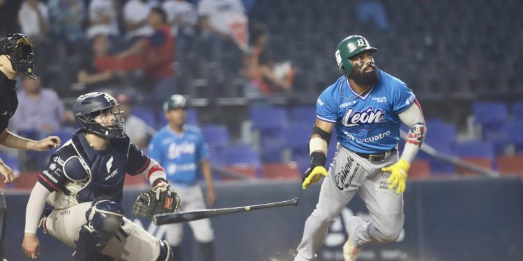 Quedan tendidos Bravos en la apertura de serie ante Sultanes