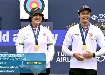 Consigue Matías Grande oro con Alejandra Valencia, en Copa del Mundo