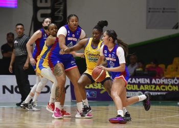 Freseras de Irapuato derrota a Santas y supera marca de su temporada de debut