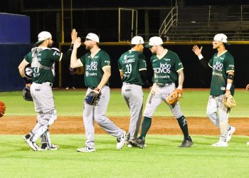 Los Bravos de León consiguen su primera serie de visita de la temporada 2024 en Oaxaca