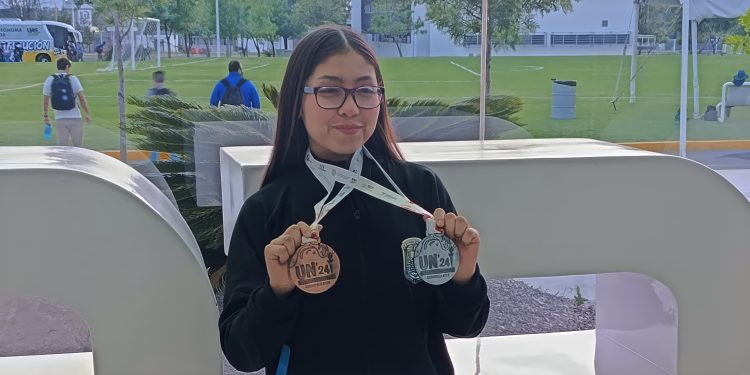 Ana Paloma Nava conquista medalla de plata y bronce para la UG en la Universiada Nacional 2024