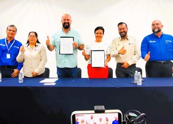 Fortalecen lazos de colaboración a través de la firma de un convenio la COMUDE León y el ITL