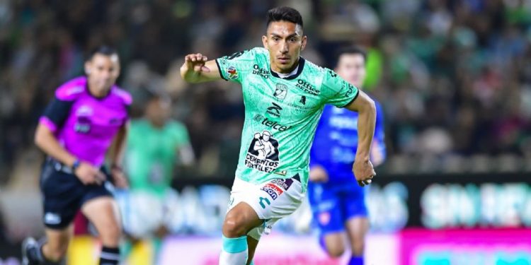 Ángel Mena cerraría un ciclo en el Club León