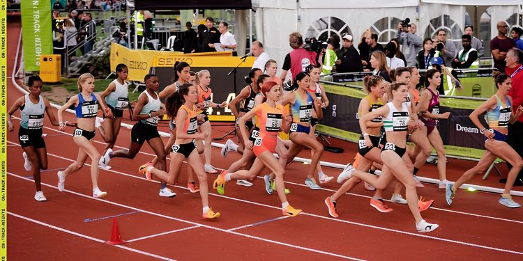 Participa Laura Galván en los 10 mil metros de Londres