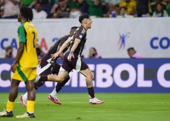 México vence con lo justo a Jamaica en su debut en la Copa América 2024