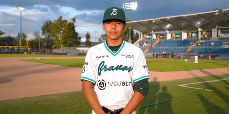 El quinceañero Tadeo Gámez debuta en la lomita de Bravos ante Quitana Roo en el primero de la serie