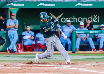 Bravos de León dejan atrás cinco caídas en fila y rescatan el tercero ante Veracruz