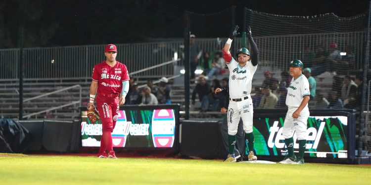 Bravos de León le pega a los imponentes Diablos Rojos del México en el Domingo Santana