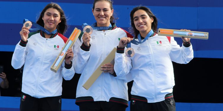 ¡Primera medalla en París! México gana el bronce en tiro con arco por equipos femenil