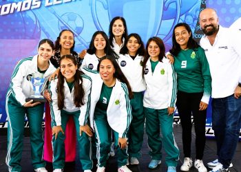 Reconocen a los mejores deportistas de la Liga Universitaria Somos León