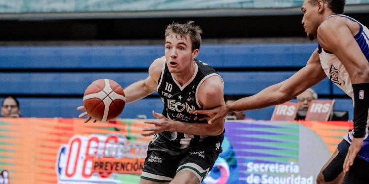 Continúa el mal paso de Abejas de León; ahora deja escapar la victoria ante Dorados