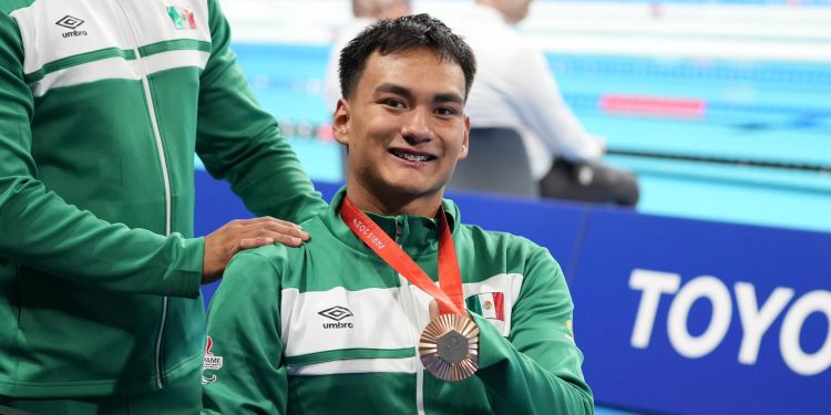 ¡De Bronce! Ángel Camacho aporta bronce para México en los 100m libres