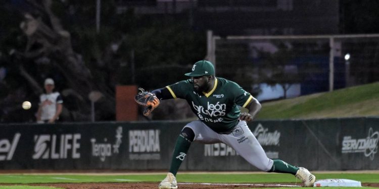 Bravos de León despide la temporada al perder la serie contra Tigres de Quintana Roo