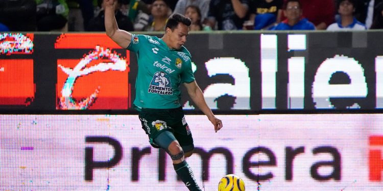 Osvaldo Rodríguez se despide del Club León tras ocho años