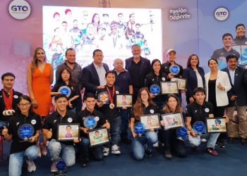 Reconocen a guanajuatenses olímpicos y paralímpicos en París 2024