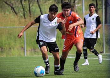 Atlético Leonés se mantiene como líder del Grupo 12 de la Liga TDP