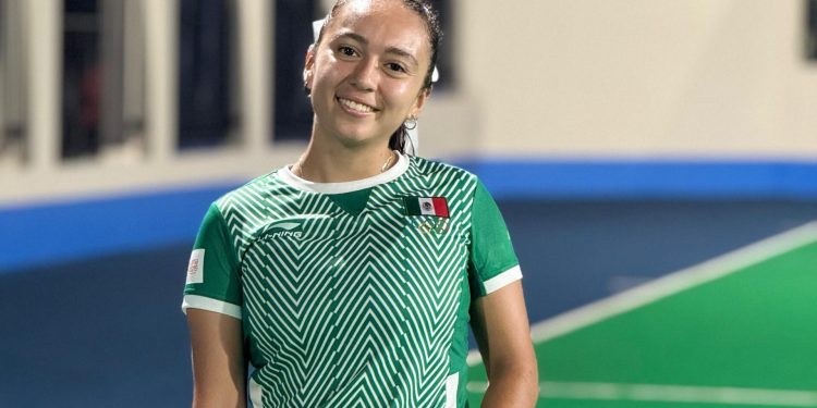 Fernanda Santoyo, estudiante de la UG, triunfa con la Selección Mexicana de Hockey sobre pasto