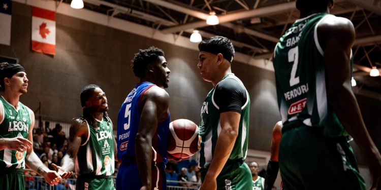 Freseros repite dosis a Abejas de León y se mete a zona de playoffs