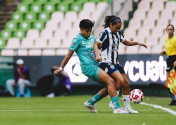 Polémica arbitral le cuesta el triunfo al León Femenil sobre Rayadas