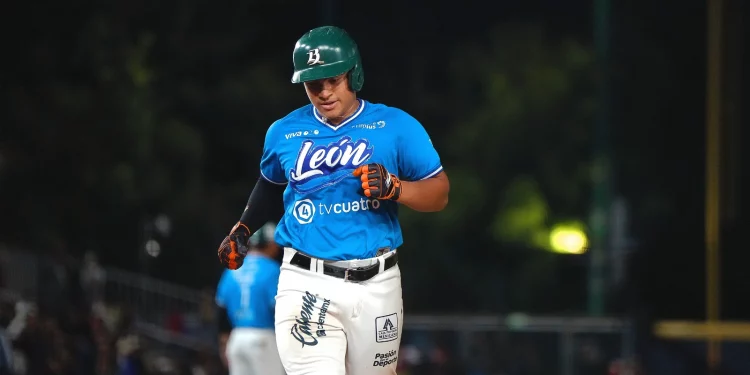Felipe Guerrero, el futuro en la receptoría de los Bravos de León