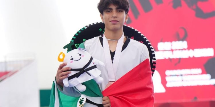 David Valdés gana bronce en Mundial Juvenil de Taekwondo en Corea