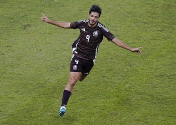 De la mano de Raúl Jiménez, México vence a Estados Unidos