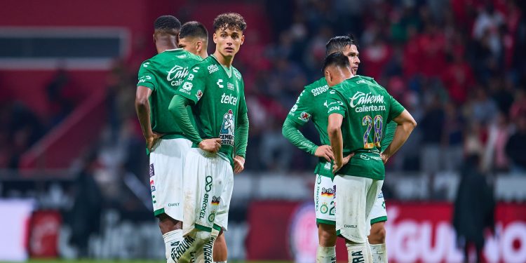 León deja ir el triunfo en Toluca y se complica la vida rumbo al play-in