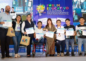Inspiran paradeportistas de Guanajuato en Fórum Vocacional Profesiográfico