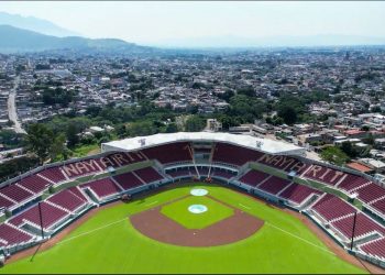 Abre el Coloso del Pacífico en Nayarit con el torneo Premier 12
