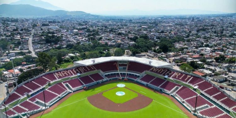 Abre el Coloso del Pacífico en Nayarit con el torneo Premier 12