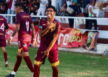 Petroleros de Salamanca da un paso más para amarrar el liderato en la Liga Premier Serie A