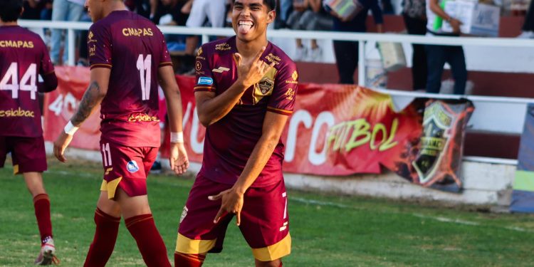 Petroleros de Salamanca da un paso más para amarrar el liderato en la Liga Premier Serie A