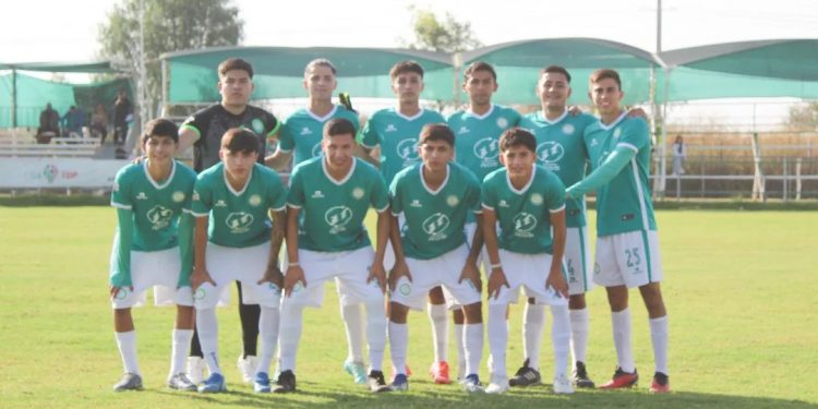 Golea Santa Ana del Conde FC a Empresarios y se mete entre los punteros del grupo