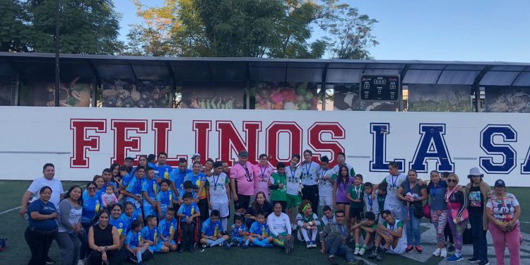 Sensibilizan en temas de discapacidad a alumnos de la Salle Bajío