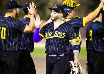 Café Bros derrota a Caporales en ‘La Catedral del Beisbol’ de Guanajuato Capital
