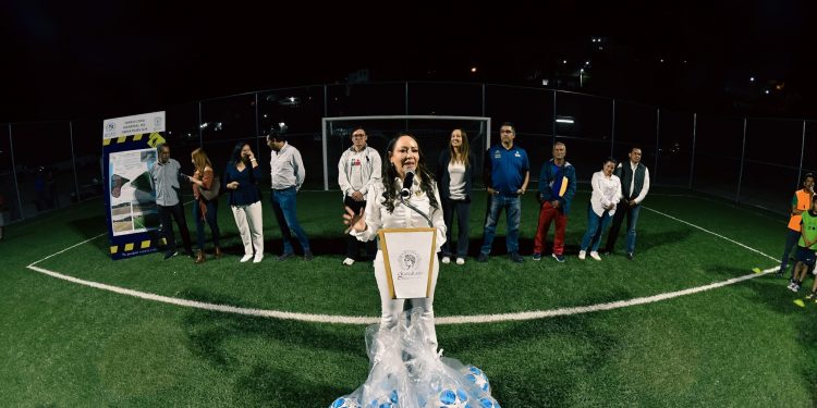 Inauguración de cancha de fútbol en Cerro del Cuarto: Un sueño hecho realidad para la comunidad