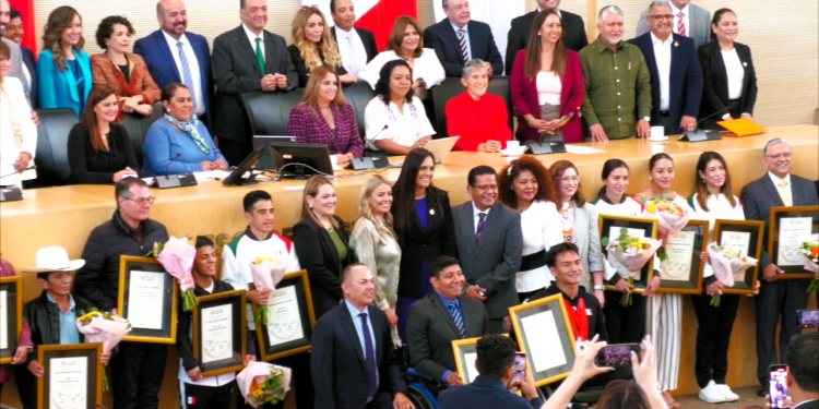 Guanajuato celebra a sus atletas olímpicos y paralímpicos