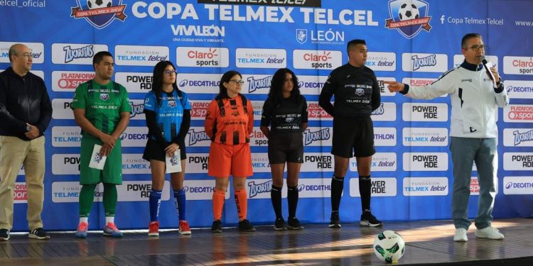 Inauguran Nacional de Copa Telmex-Telcel en categoría Libre en León