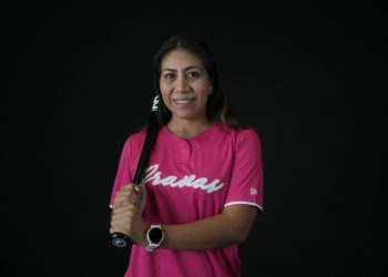 Monserrath García, la encargada de la preparación física en Bravas de León